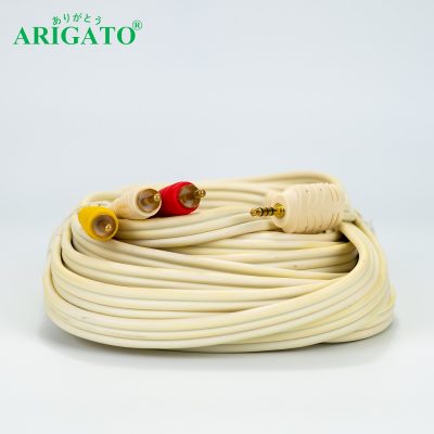 Dây Loa Trắng 1-3 Arigato 5m