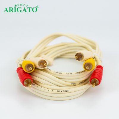 Dây Loa Trắng 3-3 Arigato 1.8m