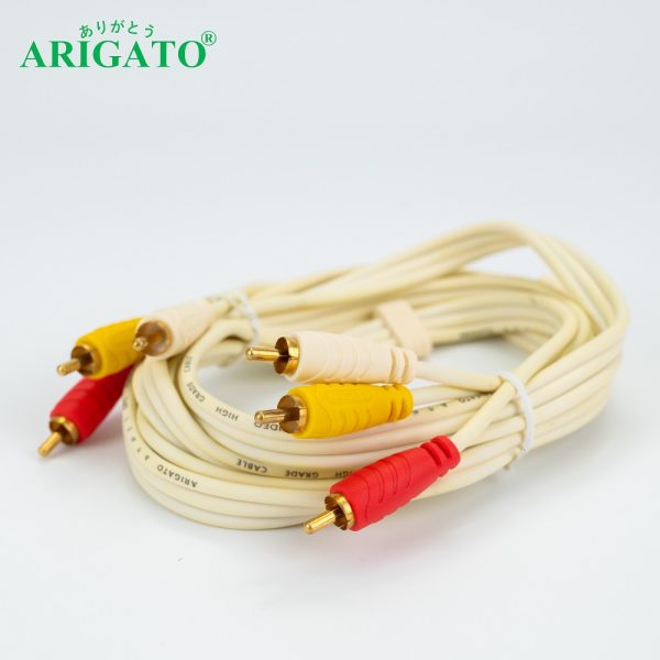 Dây Loa Trắng 3-3 Arigato 1.8m